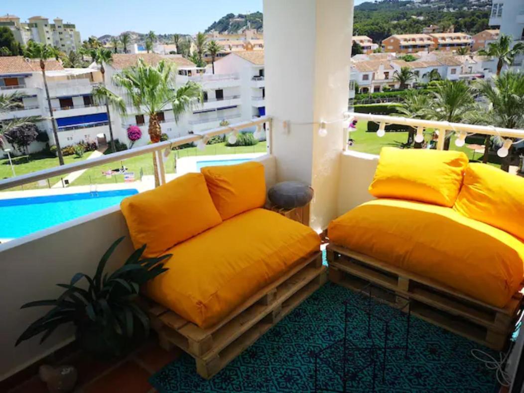 Casa En Urb. Con La Piscina Mas Grande De Javea. Exterior foto
